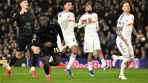 Kết quả Leeds 0-1 Sunderland: Mèo đen gặp vận đỏ